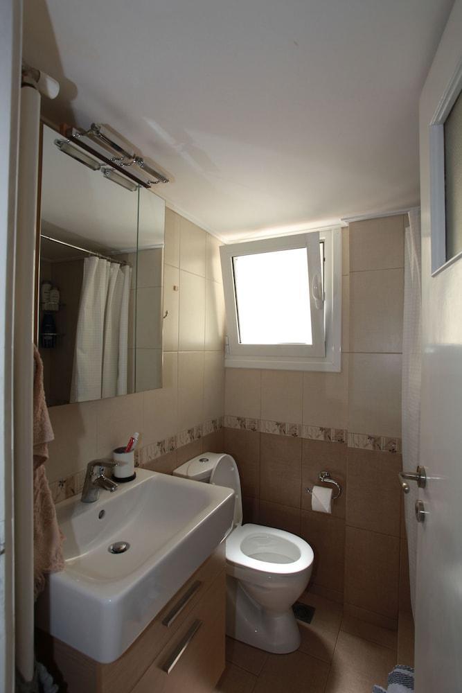 A Skip Away From The Acropolis Museum - 1 Bdrm Apartment Atene Esterno foto