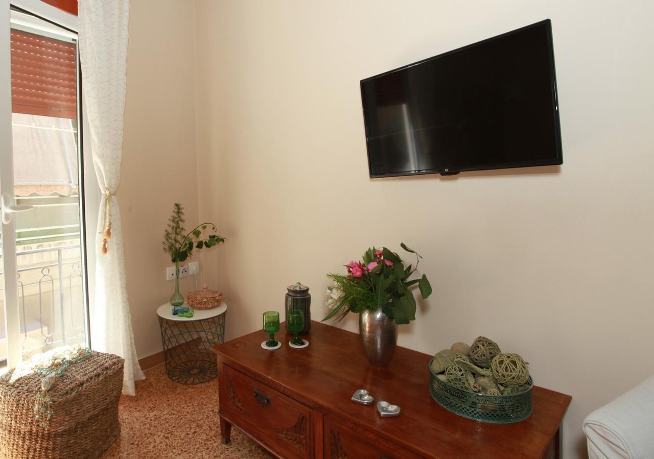 A Skip Away From The Acropolis Museum - 1 Bdrm Apartment Atene Esterno foto